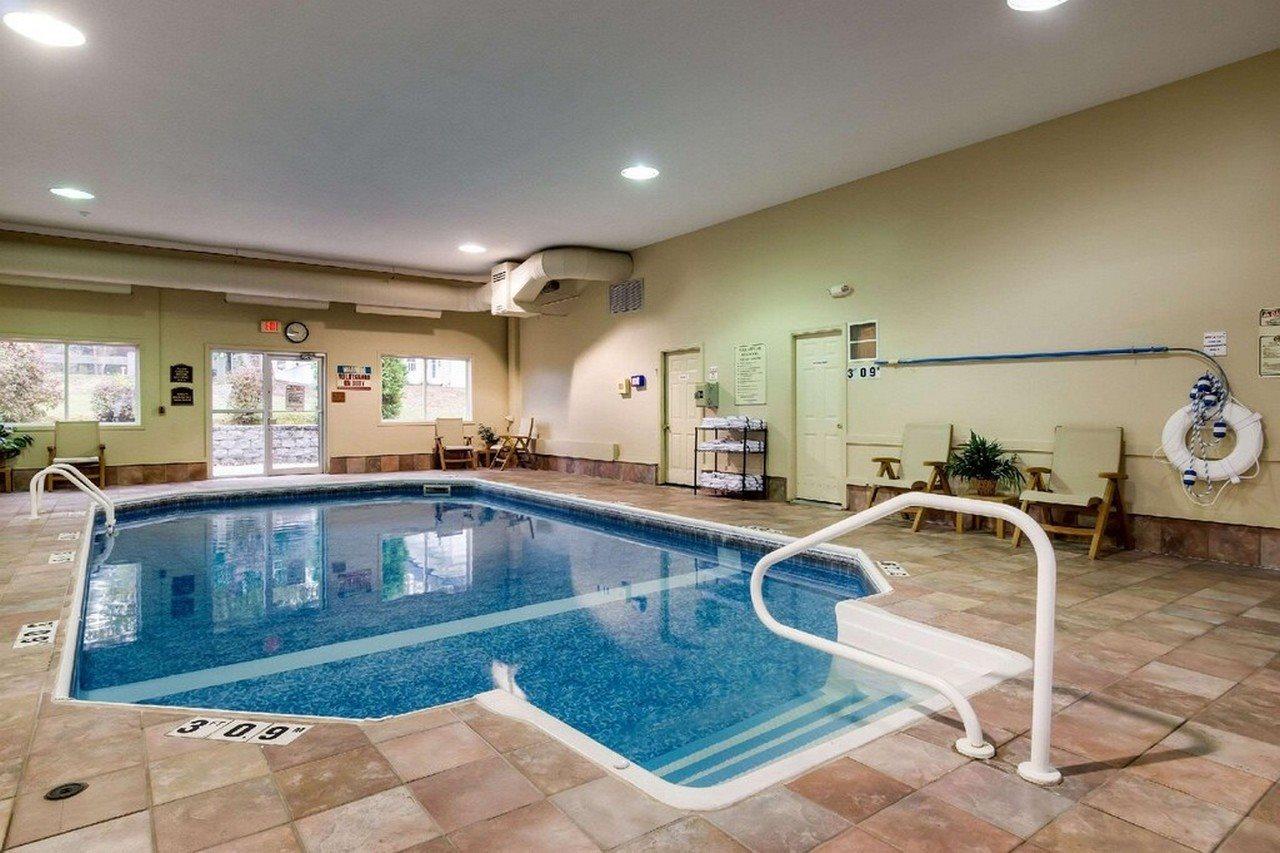 Towneplace Suites By Marriott Hadley Amherst Exterior foto