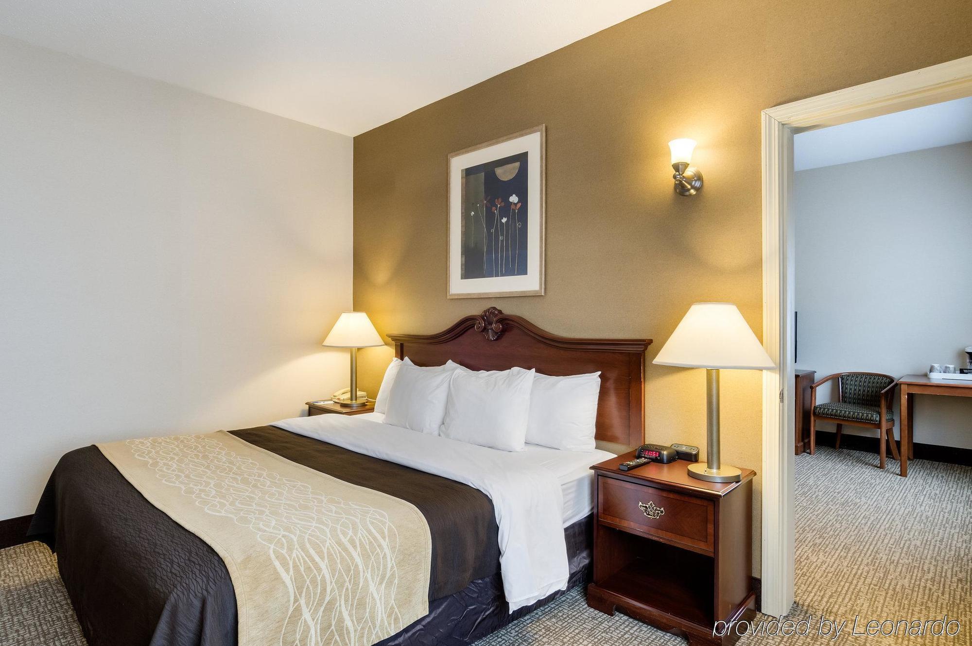 Towneplace Suites By Marriott Hadley Amherst Exterior foto