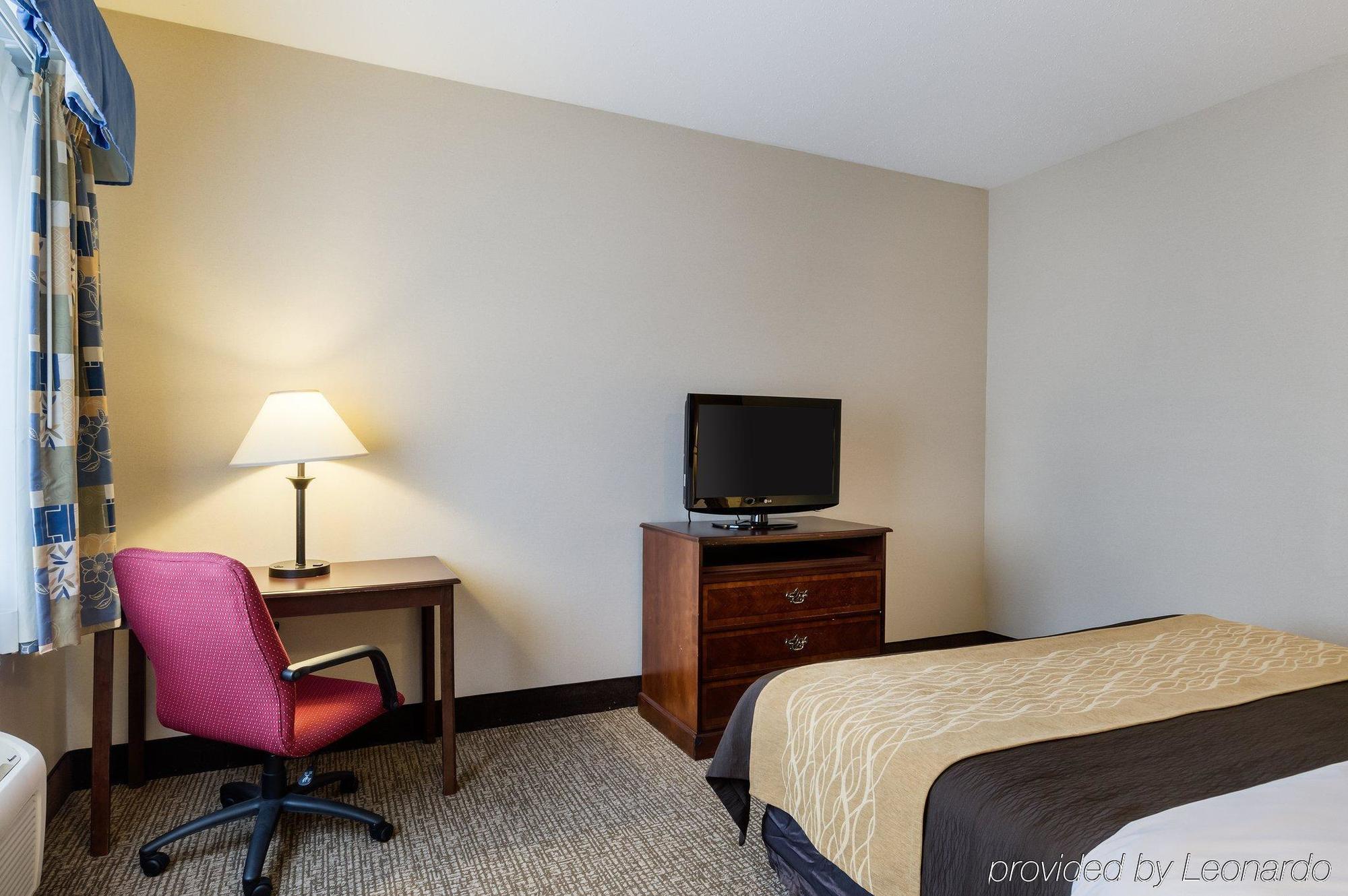 Towneplace Suites By Marriott Hadley Amherst Exterior foto